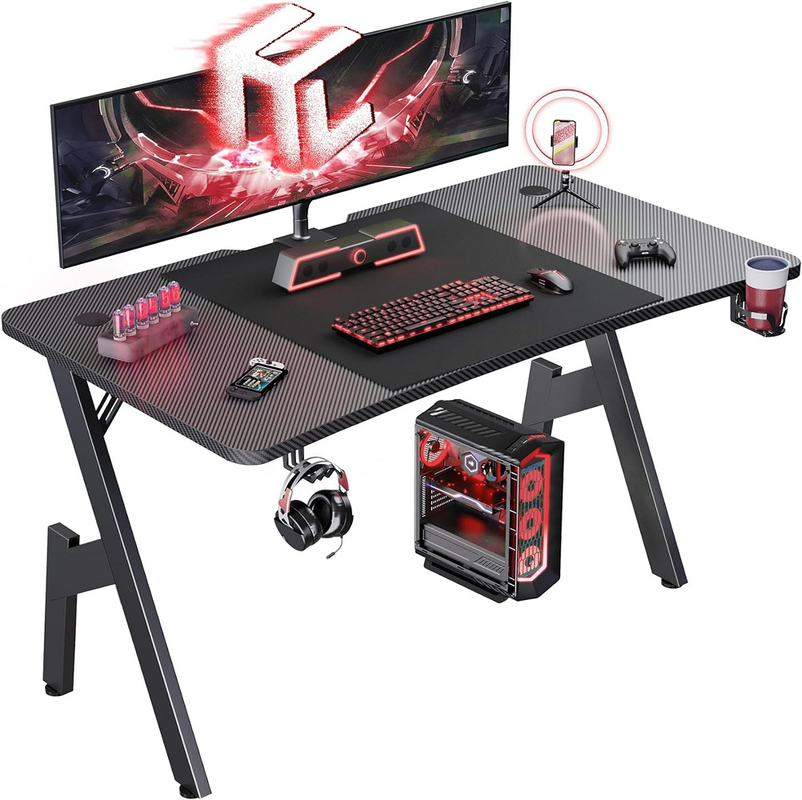 Ergonomisch gestalteter Spieltisch mit 1,2 cm Partikelbrett und Carbonfaser-Bedeckung mit Taschen- und Kopfhörerhaltern