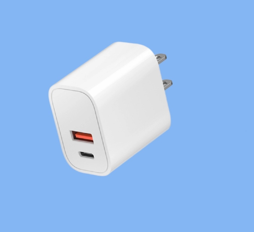 Dual-Port-Ladegerät,36W Schnellladung (USB-C + USB-A), unterstützt PD / QC Schnellladung Protokoll, 110-240V 50/60Hz global universell.