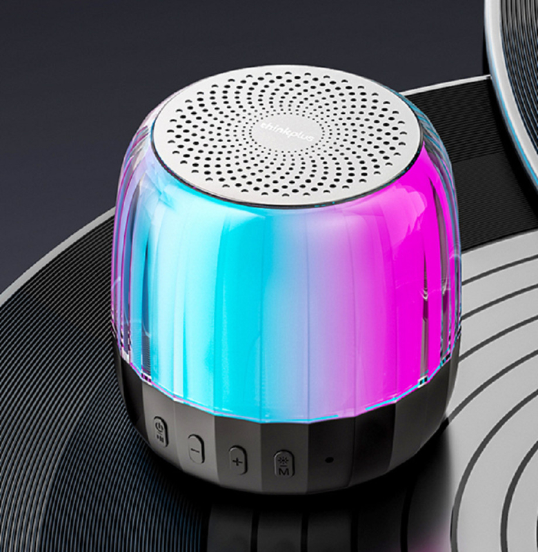 Bluetooth-Lautsprecher, 15W RMS-Ausgangsleistung, 89mm-Lautsprecher. Unterstützt BT, TF-Karte (bis zu 32GB), FM-Radio und bunte Lichter für Outdoor-Enthusiasten usw.