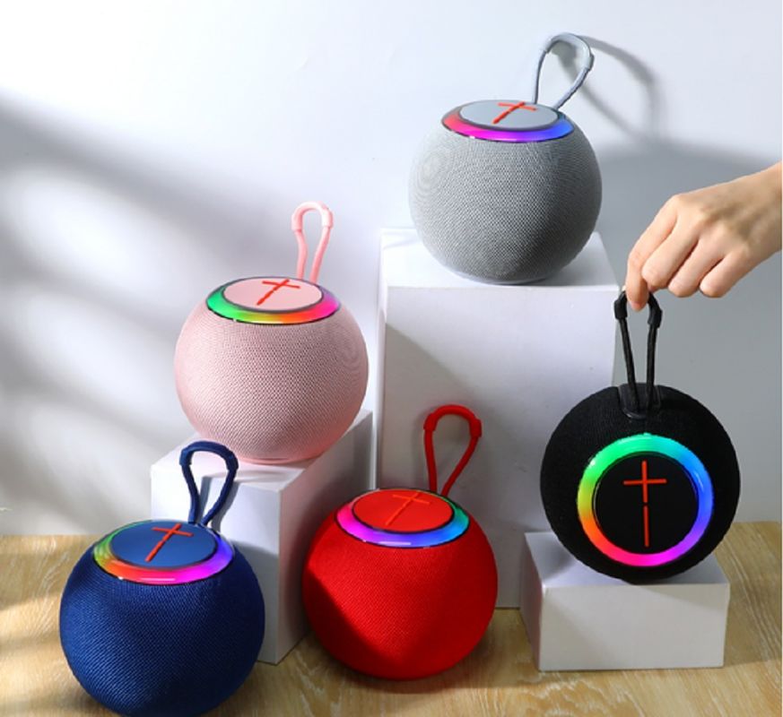 ETEK Portable Bluetooth 5.3 Lautsprecher mit 1500mAh RGB Lichtstiel AUX TF FM USB Wiedergabe