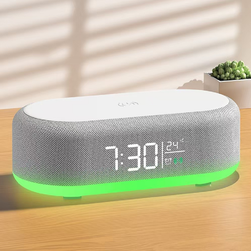 ETEK Bluetooth 5.3 Multifunktionslautsprecher mit Temperaturanzeige, Uhr, 1200mAh Akku, 15W kabelloses Laden, 52mm 5W Treiber.